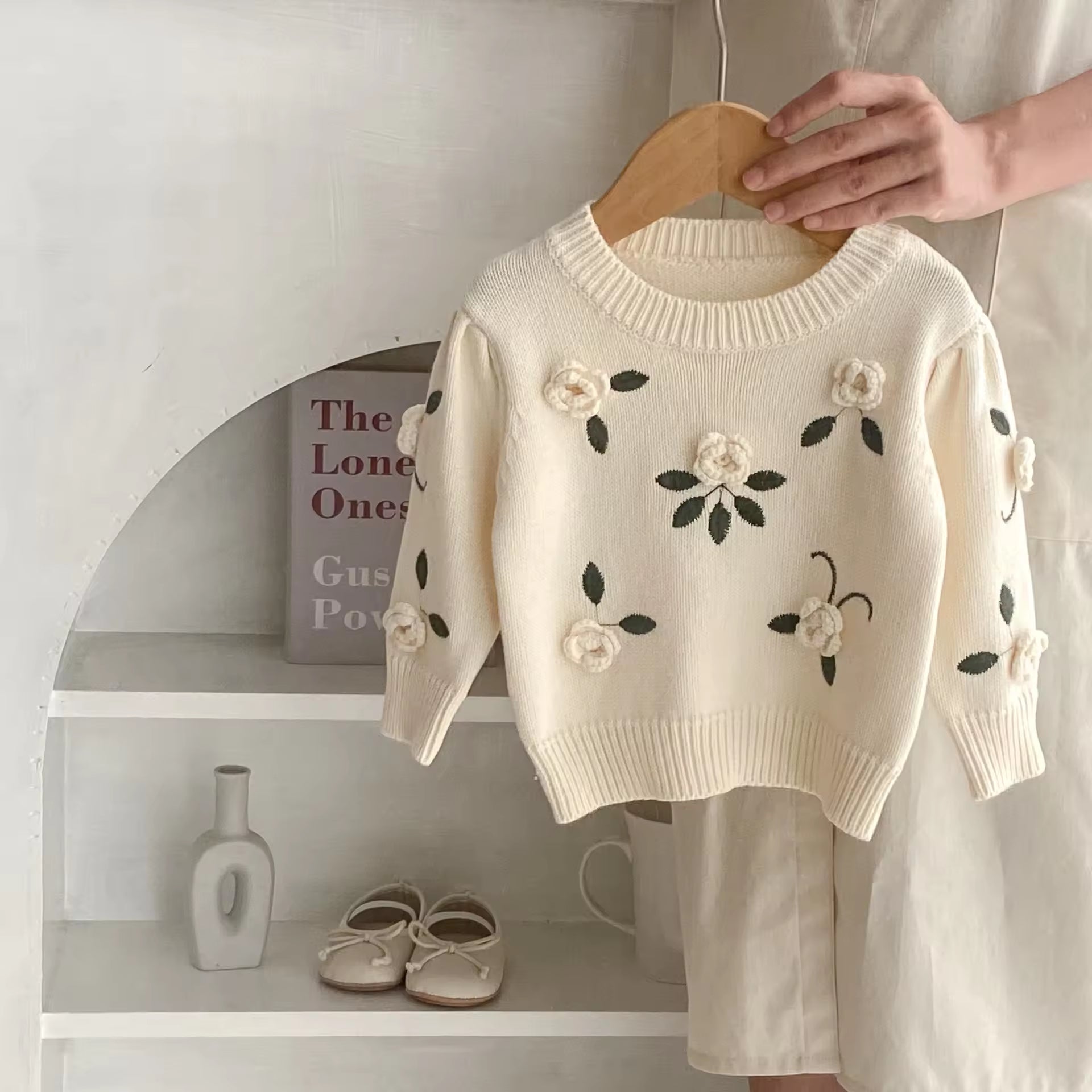 Autumn 2025 Baby Girl Pullover Knitted Baby Girl Sweet Sweater Top Handmade with Beautiful Flower Embroidery Baby Tops