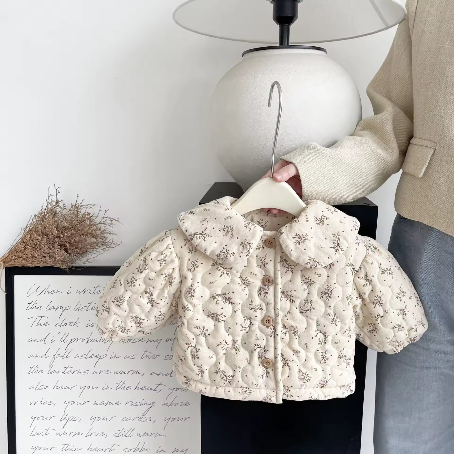 Girls' Baby Coat Cotton-padded Winter Clothes 2025 New Style Plus Velvet Quilted Cotton-padded Clothes Baby Girl Warm Tops