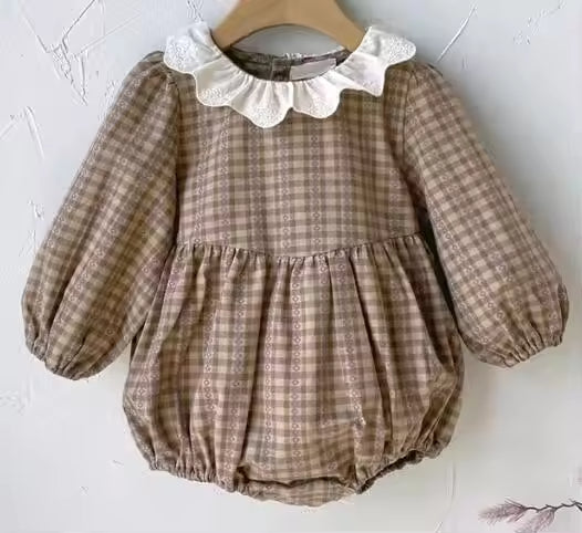 Baby Girl Baby Girl Autumn Winter Retro Pattern Lace Lace Collar Onesie Baby Long Sleeve Jumpsuit Romper