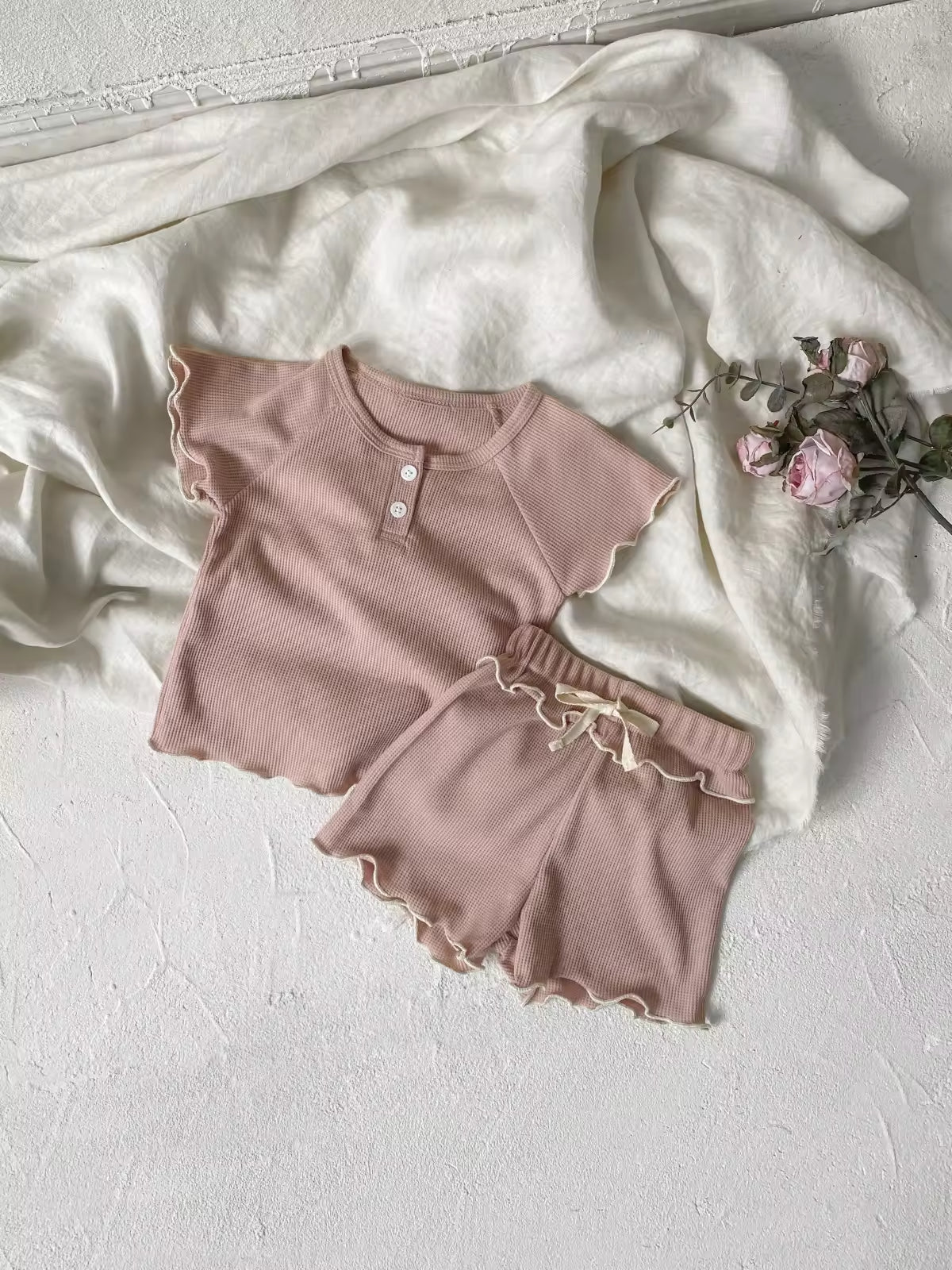 Girls' Short-sleeved Set Summer Baby Waffle Wavy Fringed Short-sleeved T-shirt + Shorts Home Wear Two-piece Set