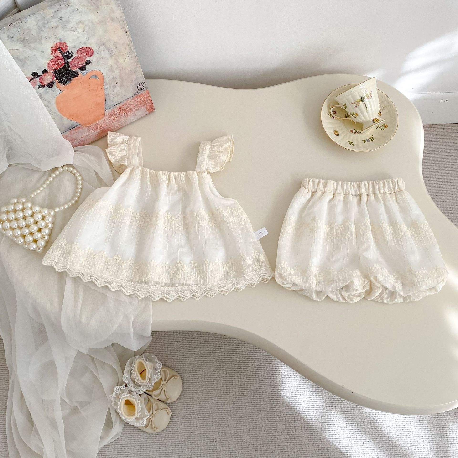 Wholesale 2026 New Summer Outfit for Baby Girls Flutter Sleeve Top with Bloom Shorts Sweet Style Two-Piece Set for Girls