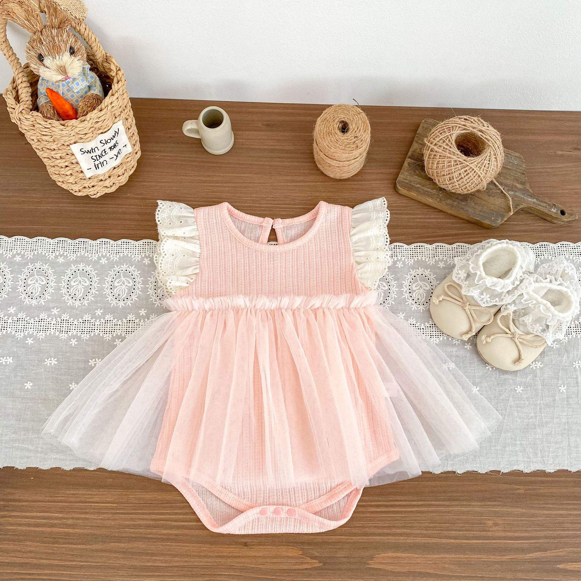 Wholesale  2026 Summer New Baby Romper Lace Flutter Sleeve Mesh Jumpsuit Baby Dress Sweet Baby Girl Princess Style