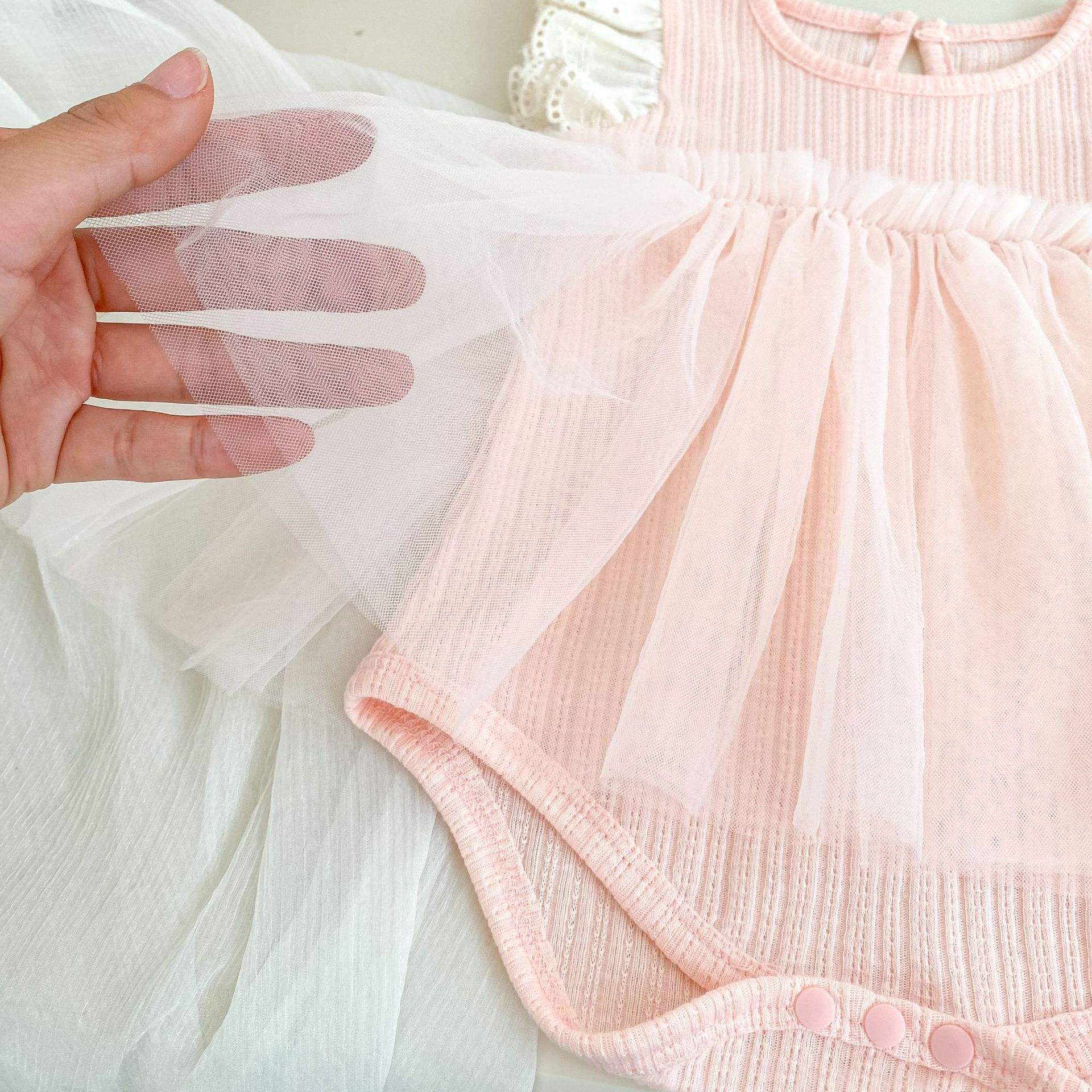 Wholesale  2026 Summer New Baby Romper Lace Flutter Sleeve Mesh Jumpsuit Baby Dress Sweet Baby Girl Princess Style