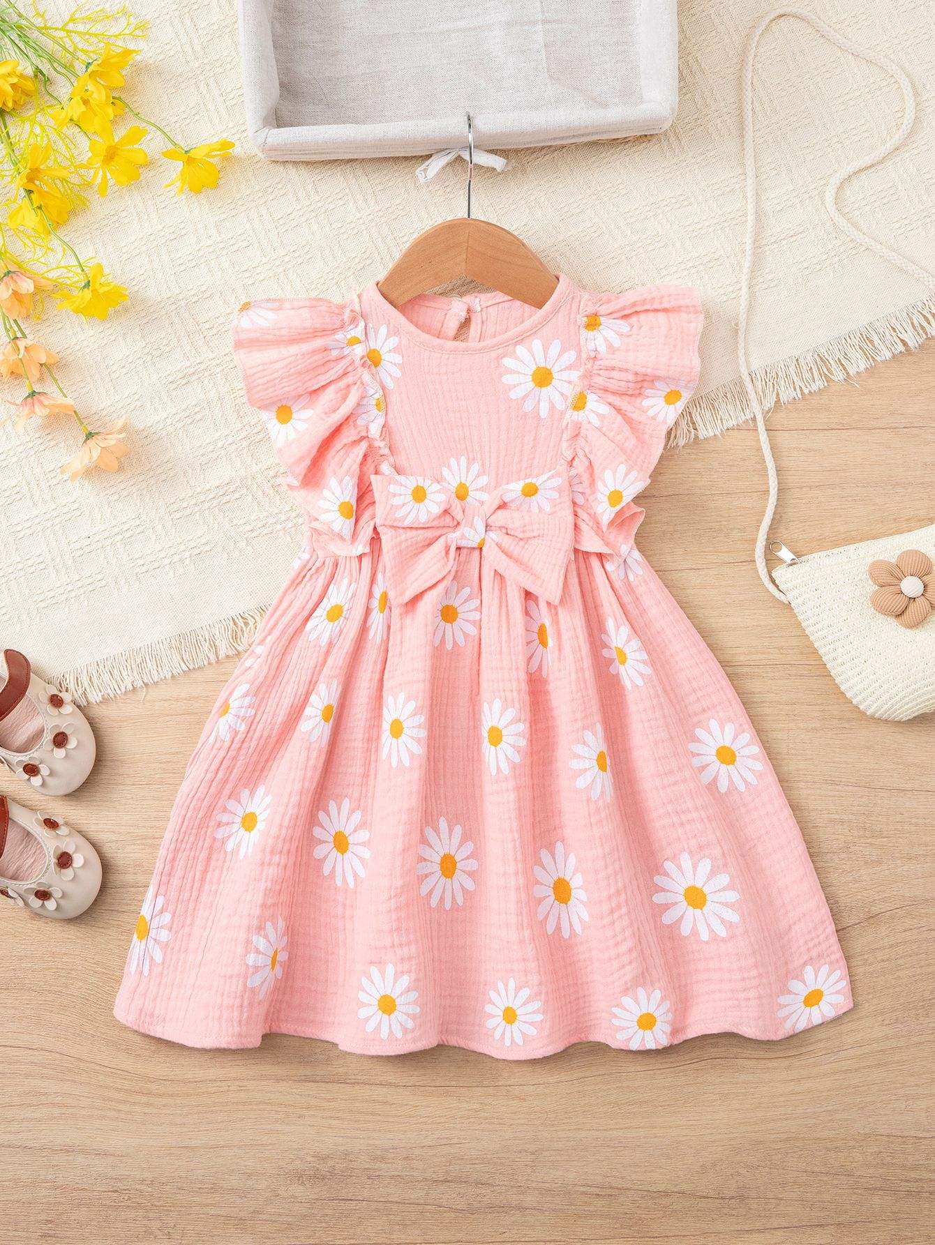 Wholesale 2026 Girls' Summer New Baby Girl Western Small Daisy Printed Vest Skirt Casual Bow Tie Soft New All Cotton Crepe Dress
