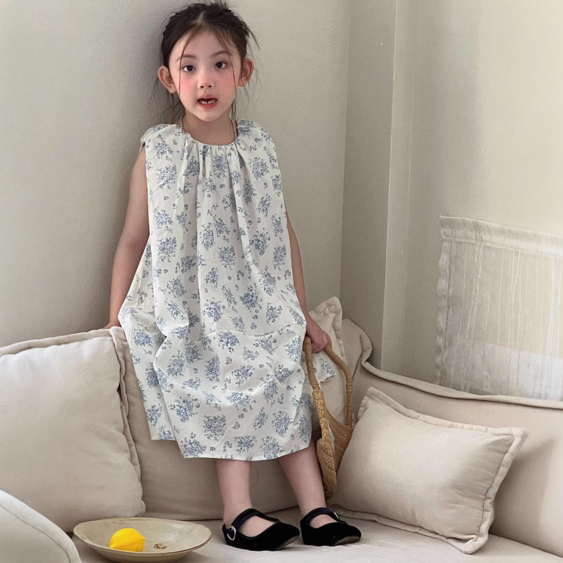 Wholesale 2026 Summer Baby Dresses Blue Floral Crocheted Cotton Sleeveless Dress Girls' Round-neck Loose Mid-length Skirts