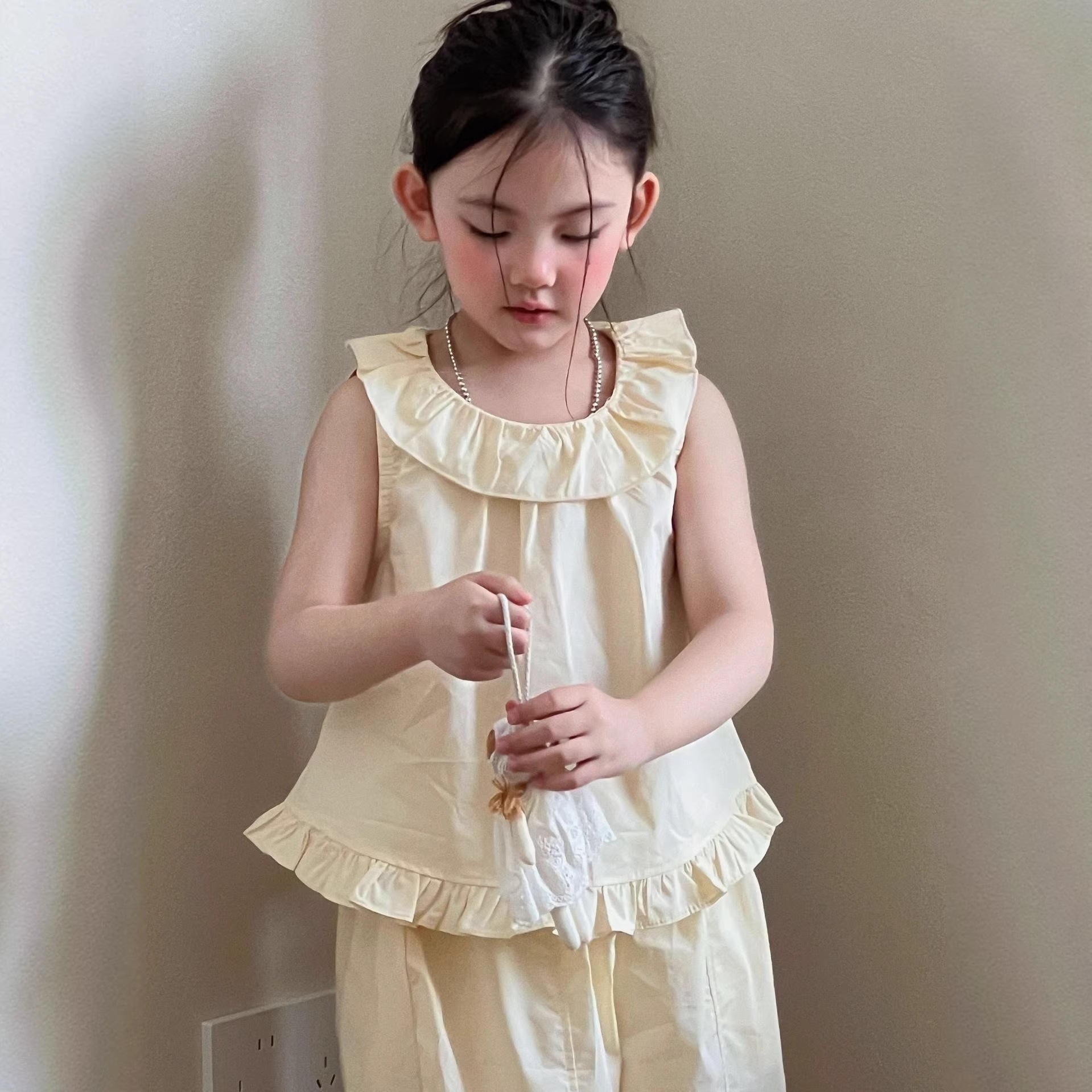Wholesale 2026 Girls' Summer Clothing Set New Children's Cotton Solid Color Sleeveless Doll Shirt Vest Casual Straight Pants Two-piece Set
