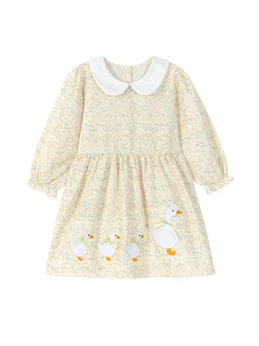 Autumn New Girls Dresses Cute Cartoon Floral Baby Dresses with Lace Decoration European American Style Casual Cotton Fabric