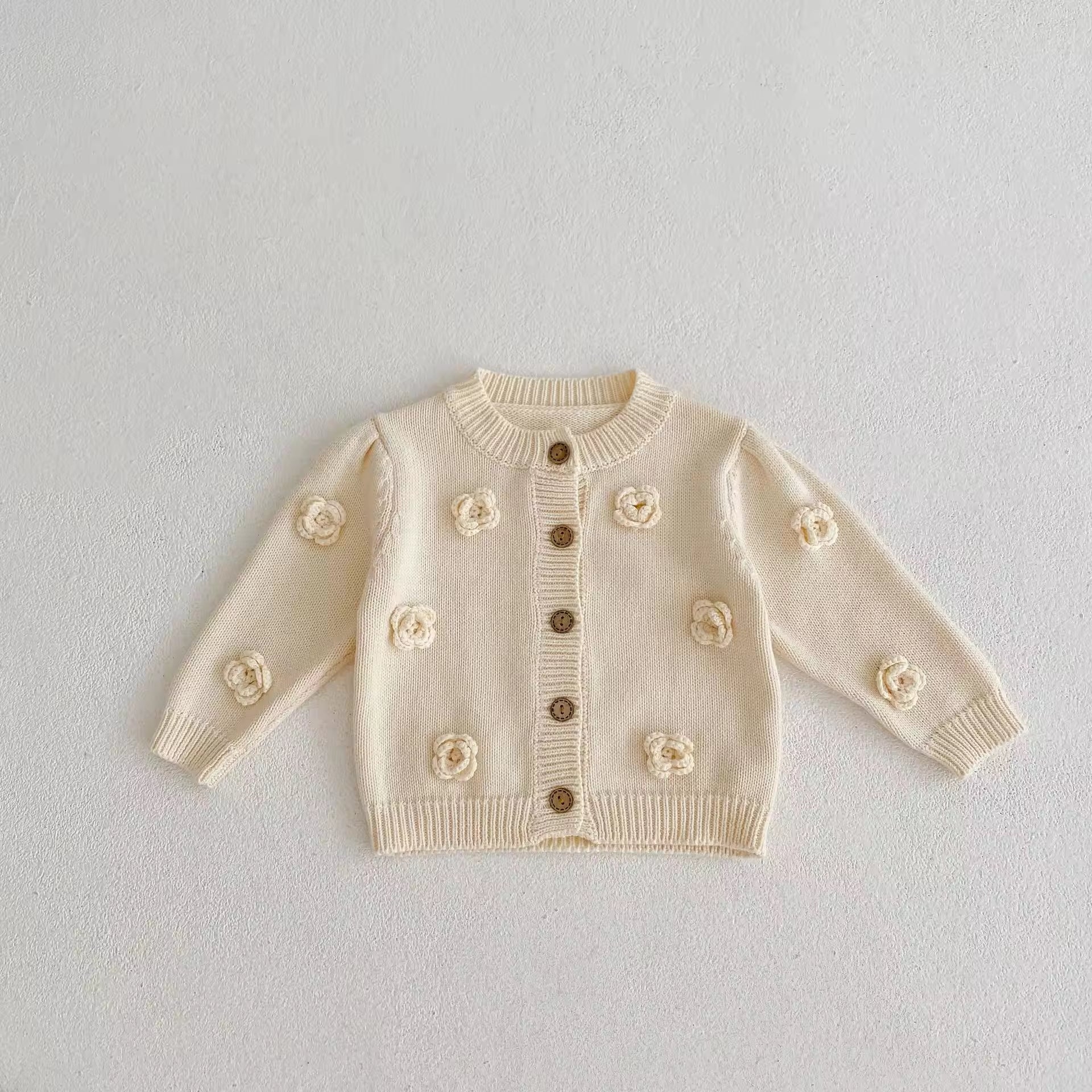 Autumn 2025 Baby Girl Casual Crewneck Baby Sweaters Cardigan Handmade Flower Knitted Cotton Button Decoration Baby Tops