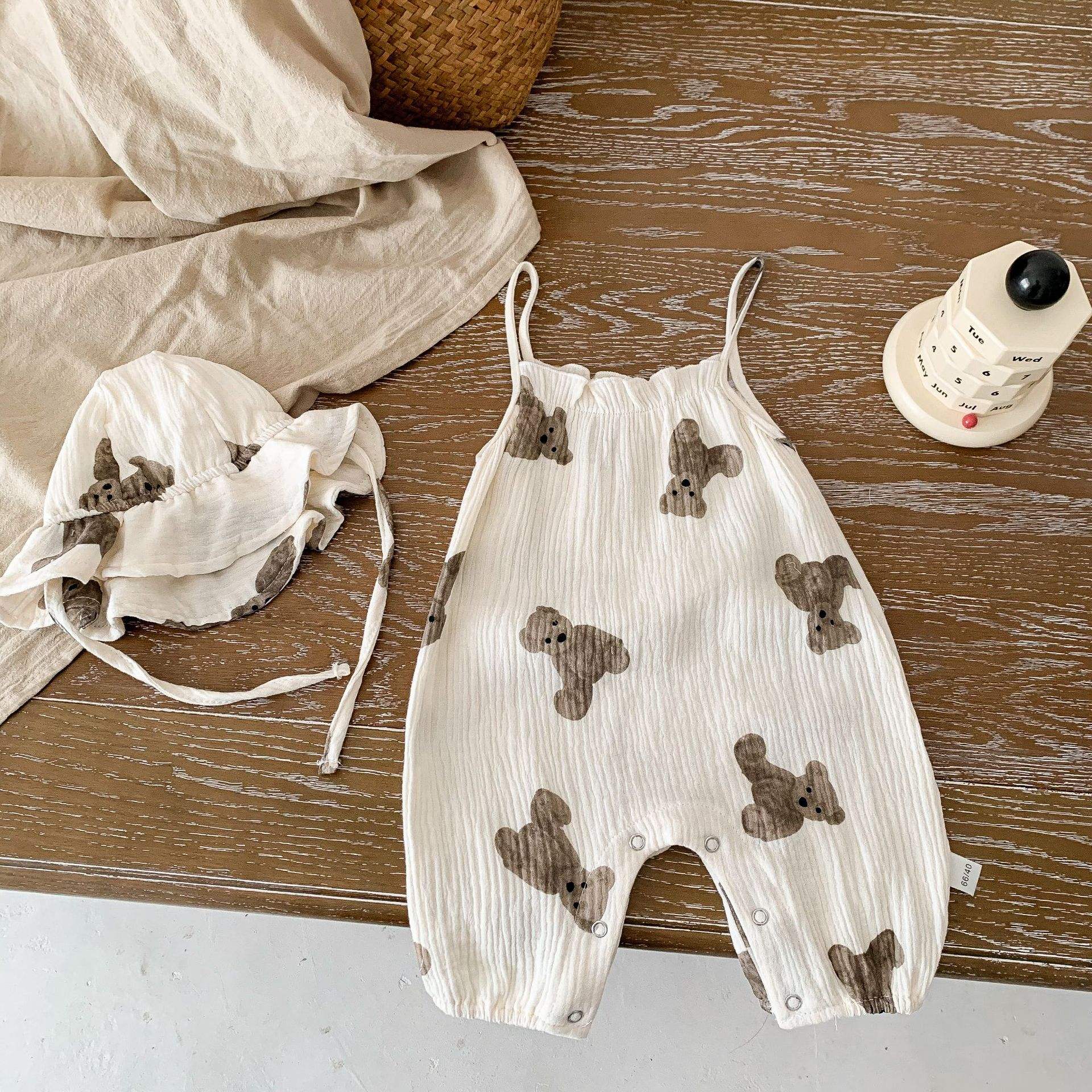 Wholesale 2026 Summer Korean-Style Fashion Bear Suspender Sleeveless Cotton Jumpsuit Infant Girls Thin Breathable Baby Rompers